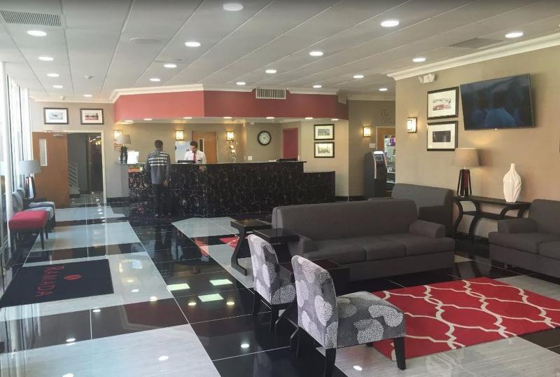 Ramada Plaza By Wyndham Chicago North Shore Wheeling Экстерьер фото