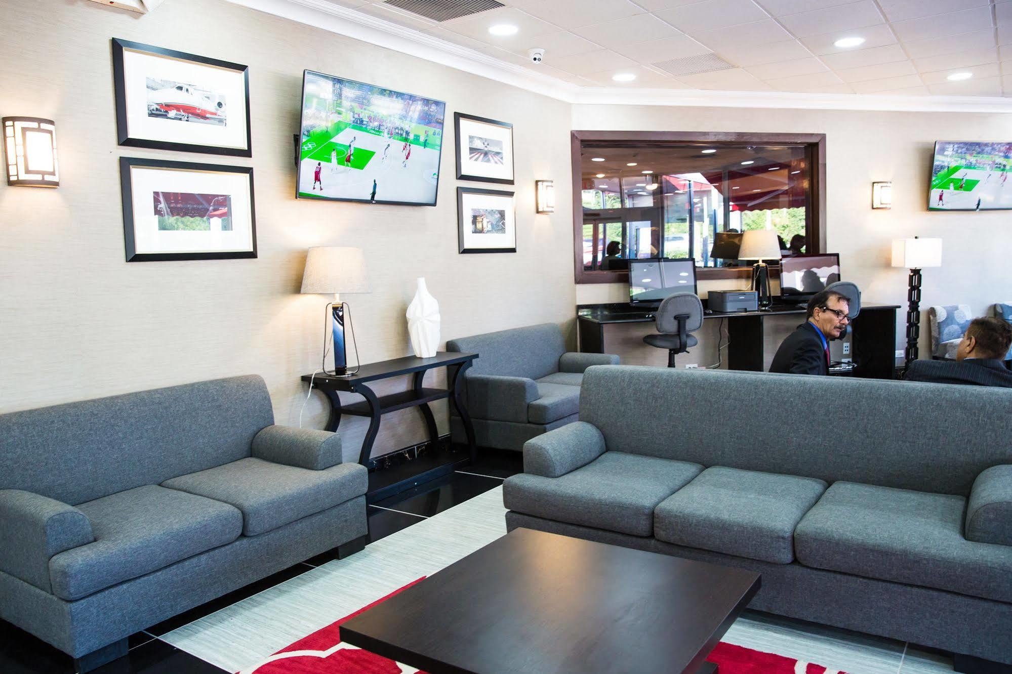Ramada Plaza By Wyndham Chicago North Shore Wheeling Экстерьер фото