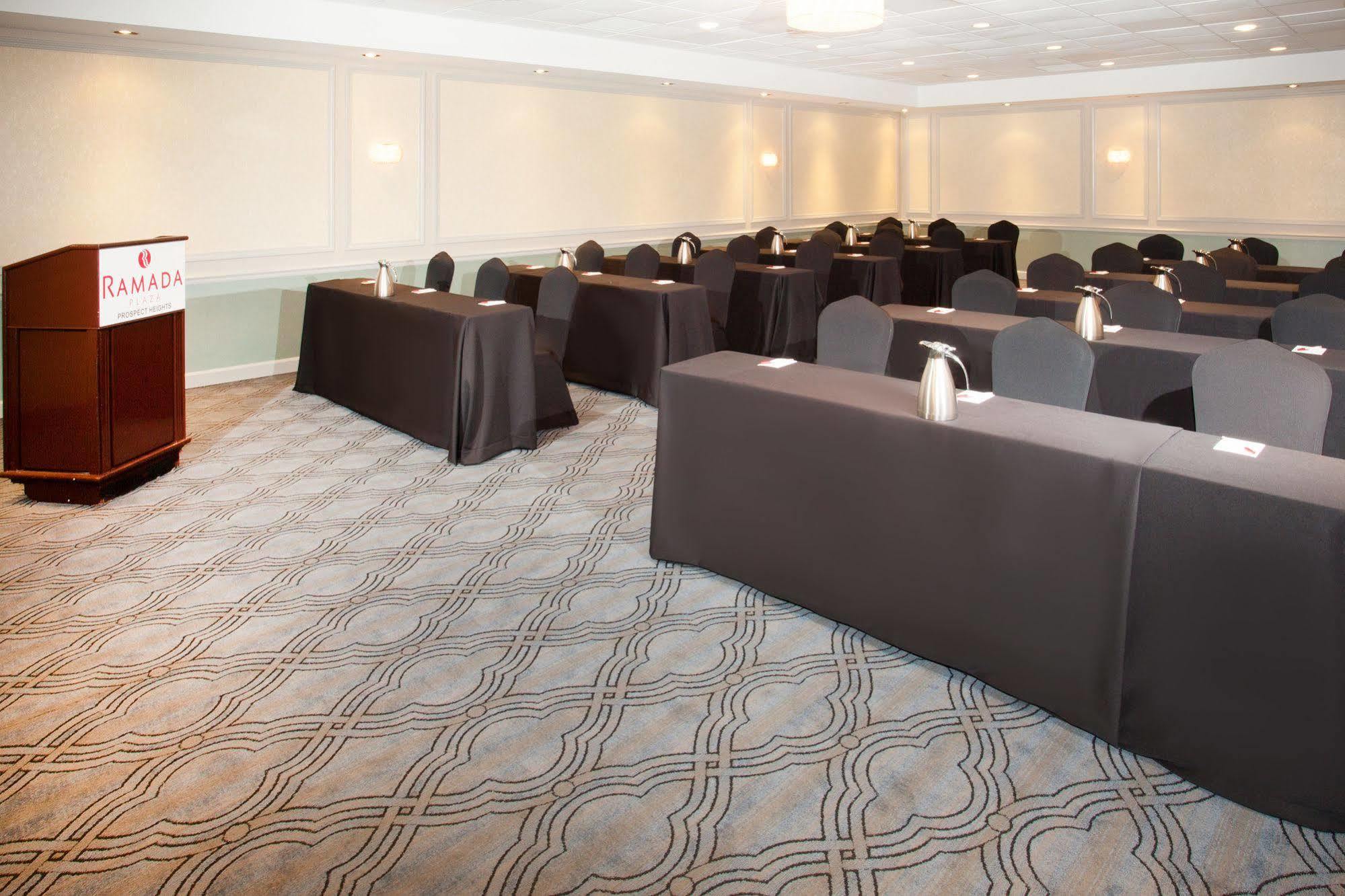 Ramada Plaza By Wyndham Chicago North Shore Wheeling Экстерьер фото